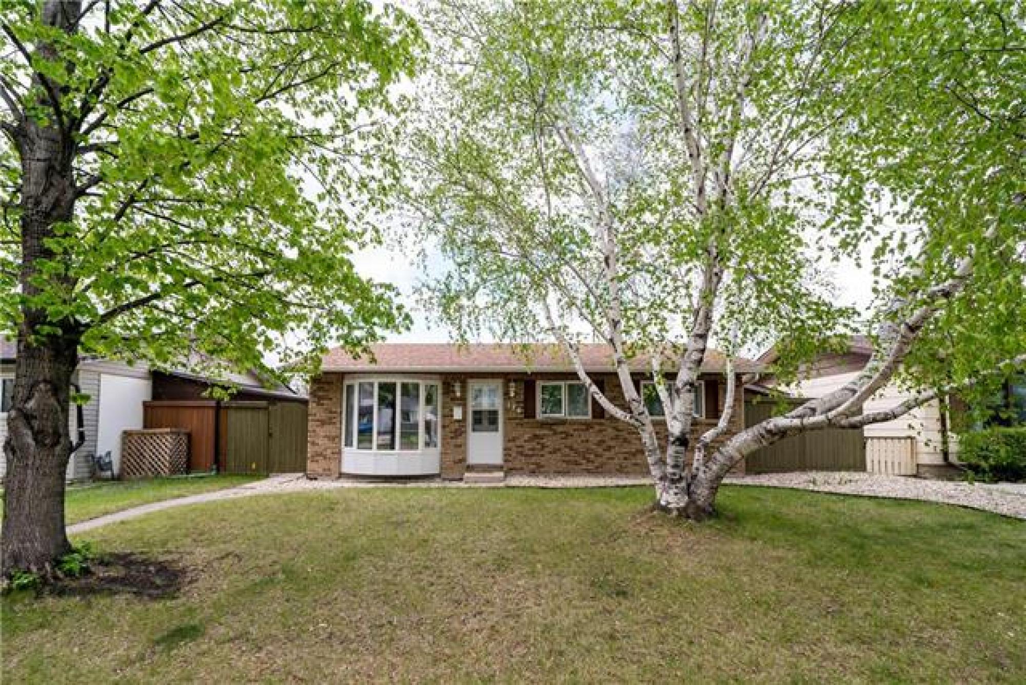 179 St Martin Boulevard, R2C 0Z1, 3 Bedroom, Bungalow for sale North