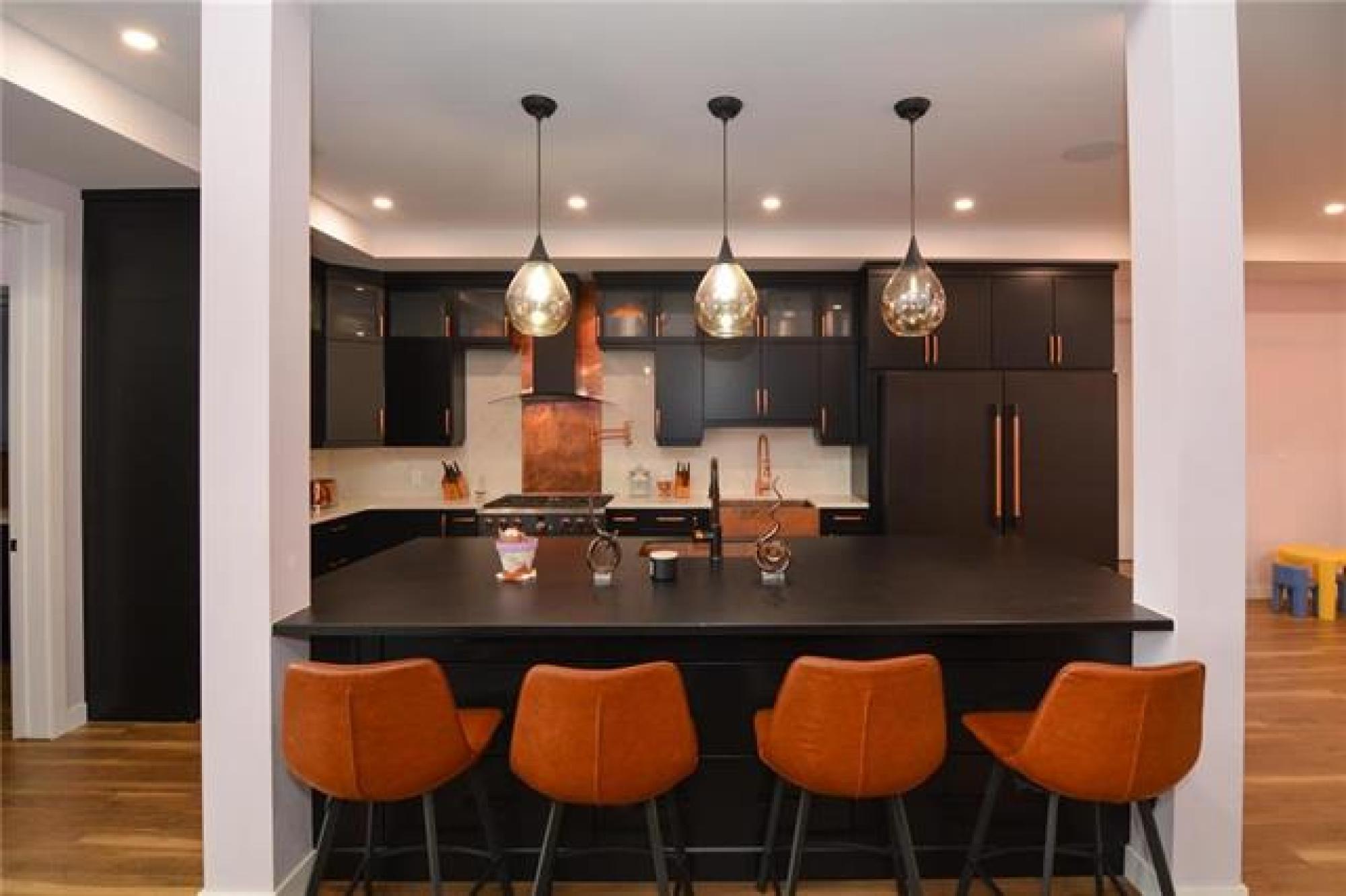 341 DODDS Road, R0H 0J0, 9 Bedroom, 2 Storey for sale West Winnipeg