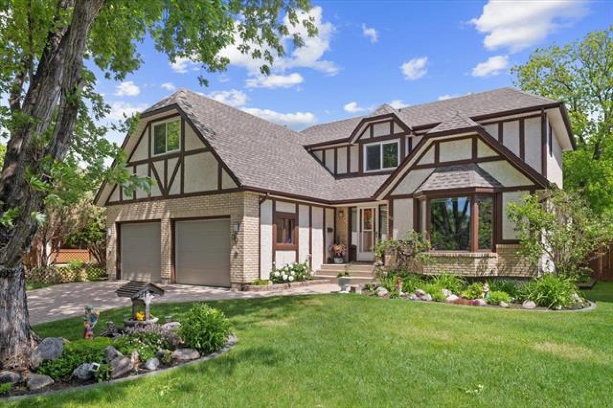 83 McDowell Drive, R3R 2T9, 5 Bedroom, 2 Storey for sale South West