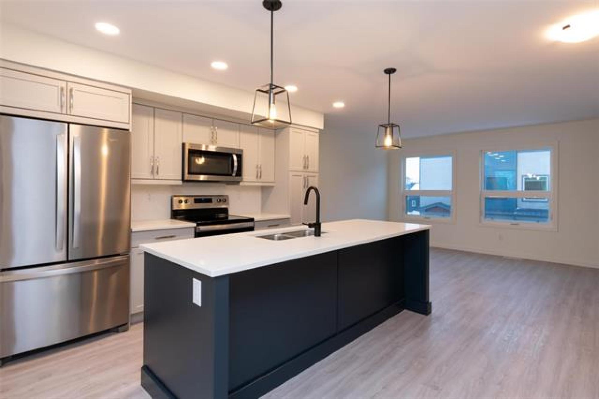 407388 Pipeline Road, R2P 2T4, 4 Bedroom, 2 or more Levels for sale North West Winnipeg, Amber