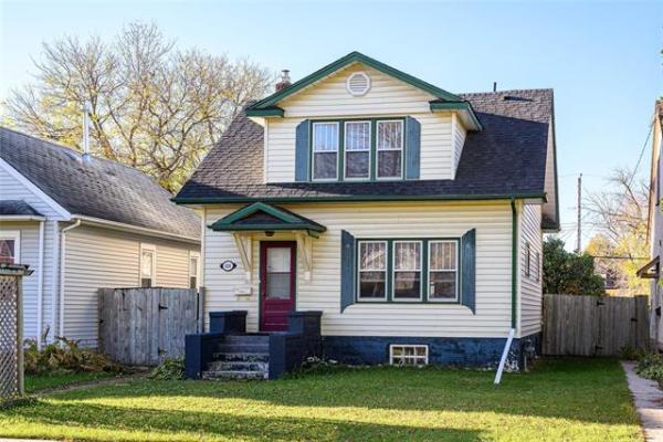 Home Photo - 626 Machray Avenue