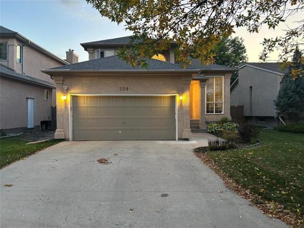 Home Photo - 208 Barlow Crescent