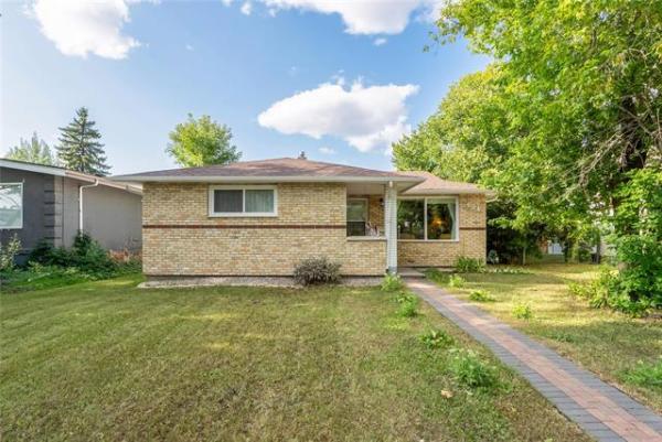 Home Photo - 604 Beaverhill Boulevard