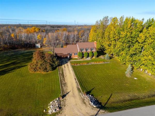 Home Photo - 216 Beauchemin Road