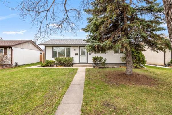 Home Photo - 10 Byars Bay