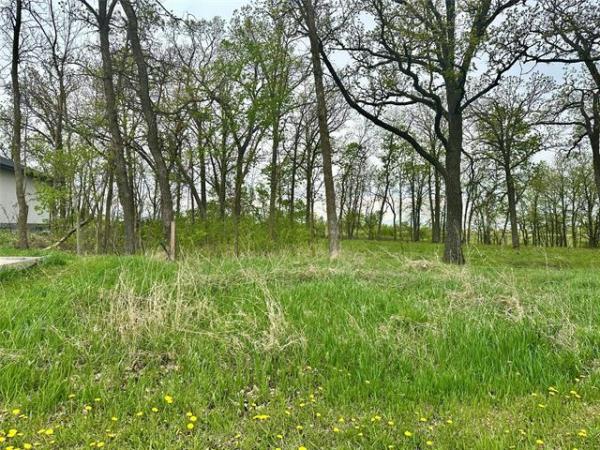 Home Photo - 75 Seine River Crossing