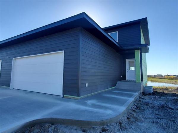 Home Photo - 415 Sandpiper Trail