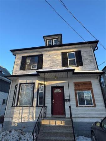 Home Photo - 433 Burrows Avenue