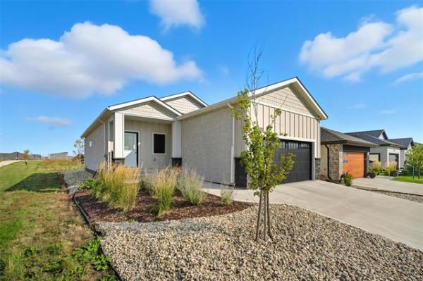 Home Photo - 102-100 Grande Pointe Meadows Boulevard