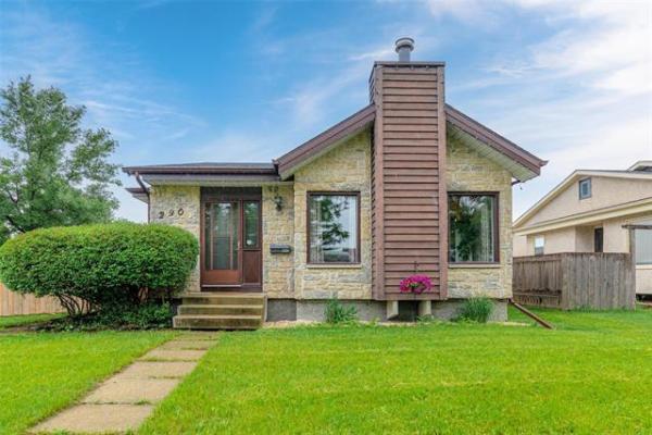 Home Photo - 290 Burland Avenue