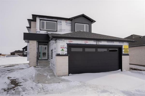 home photo - 39 Parkrose Place