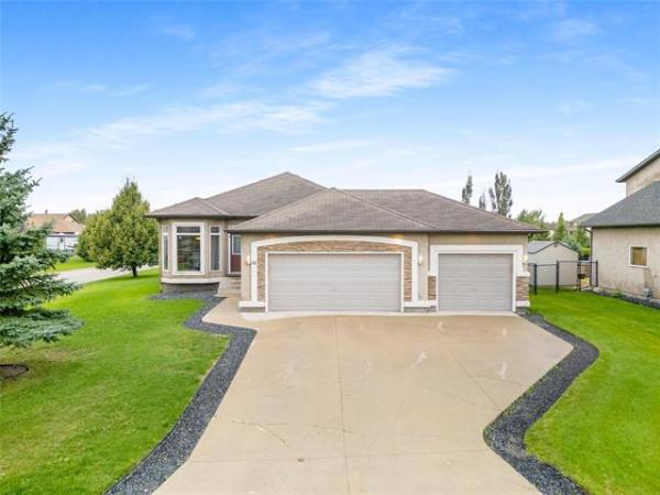 home photo - 14 Blue Spruce Road