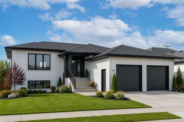 Home Photo - 16 Parkside Crescent