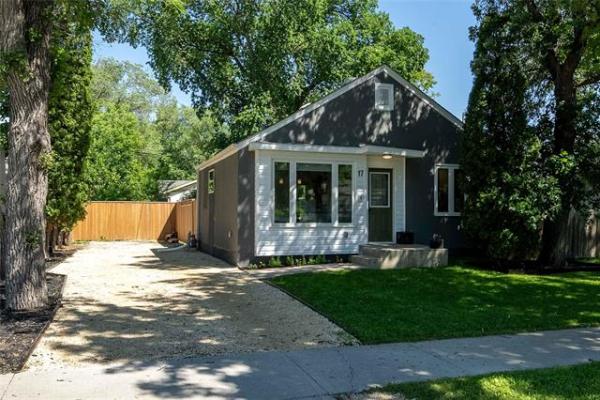 Home Photo - 17 Kingswood Avenue