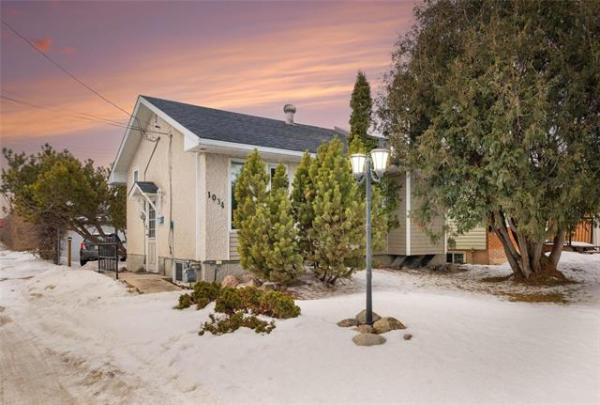 Home Photo - 1034 Dugas Street