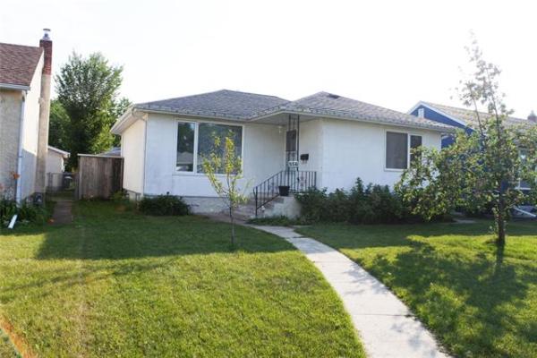 Home Photo - 558 Enniskillen Avenue