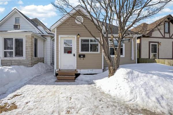 Home Photo - 374 Martin Avenue