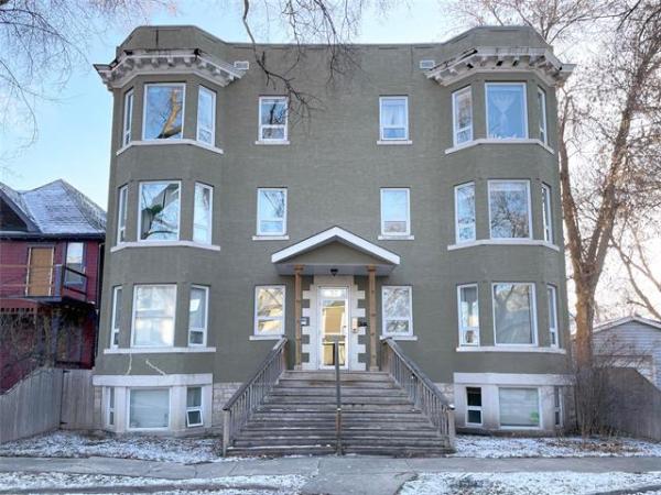 Home Photo - 11-52 Fawcett Avenue