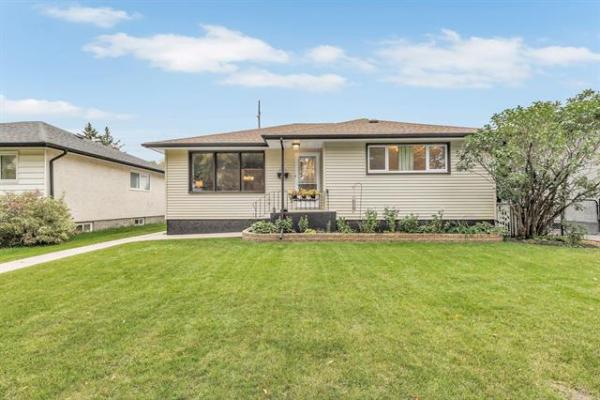 Home Photo - 640 Renfrew Street