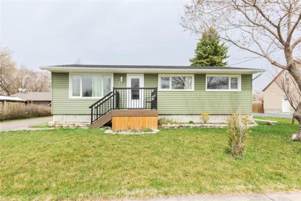 Home Photo - 17 POPLAR Avenue