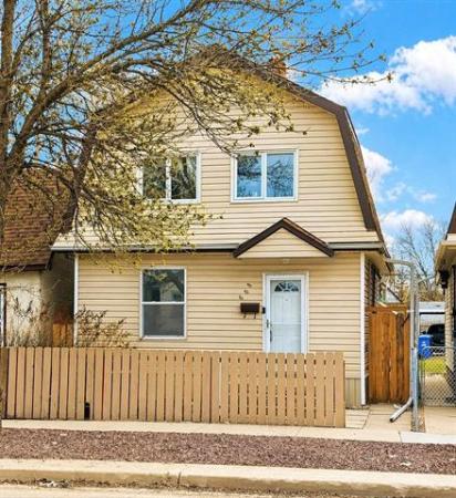 Home Photo - 688 Redwood Avenue