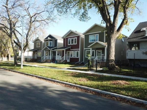 Home Photo - 848 Weatherdon Avenue