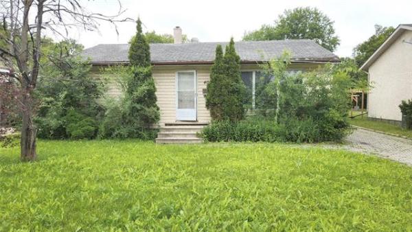 Home Photo - 408 Whytewold Road