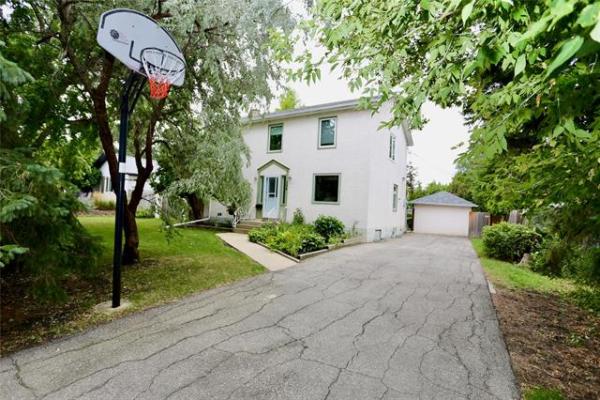 Home Photo - 138 Sunnyside Boulevard