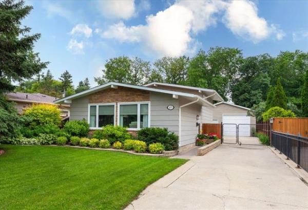 Home Photo - 49 Glenthorne Crescent