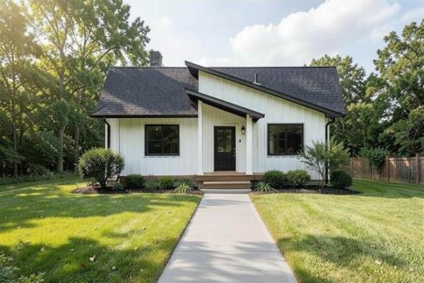 Home Photo - 315 Normandeau Avenue