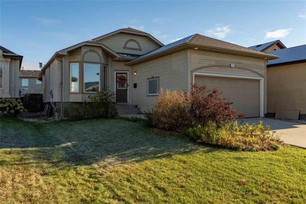 Home Photo - 73 Michaud Crescent