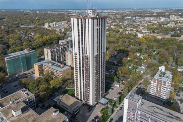 Home Photo - 703-55 Nassau Street