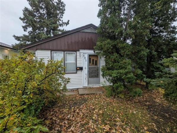 Home Photo - 495 Oakview Avenue