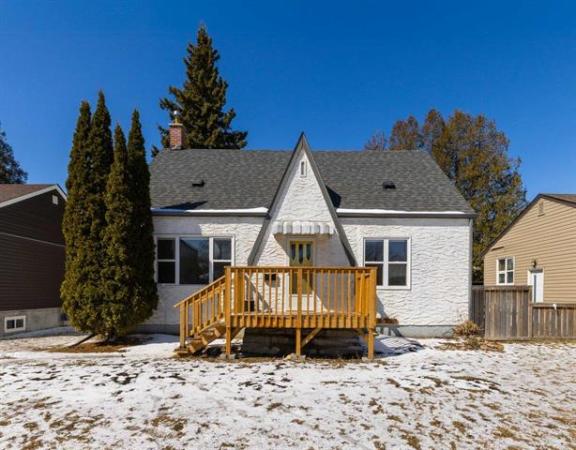 Home Photo - 426 Albany Street