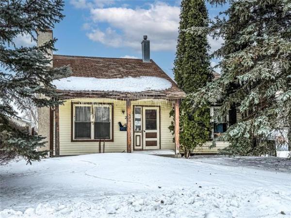 Home Photo - 202 Egesz Street