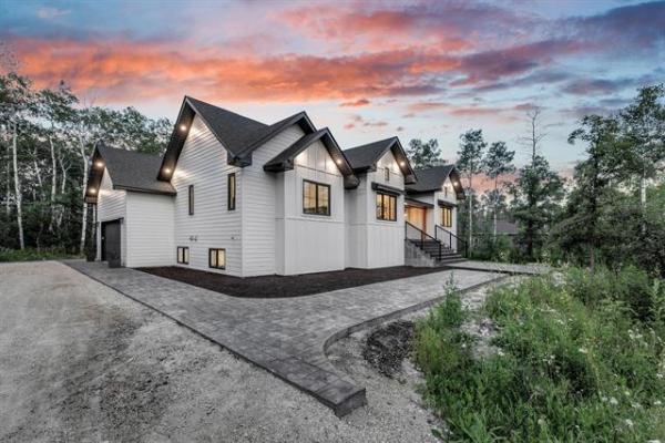 Home Photo - 19 LILLYS Cove