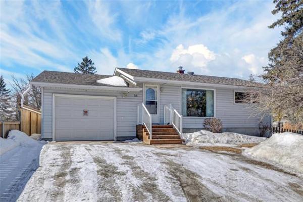 Home Photo - 58 GIESBRECHT Street