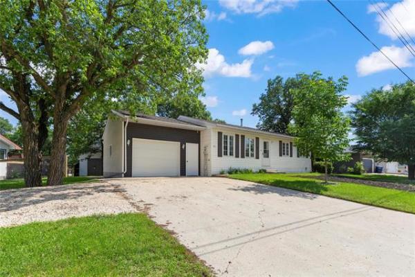Home Photo - 258 Southwood Street