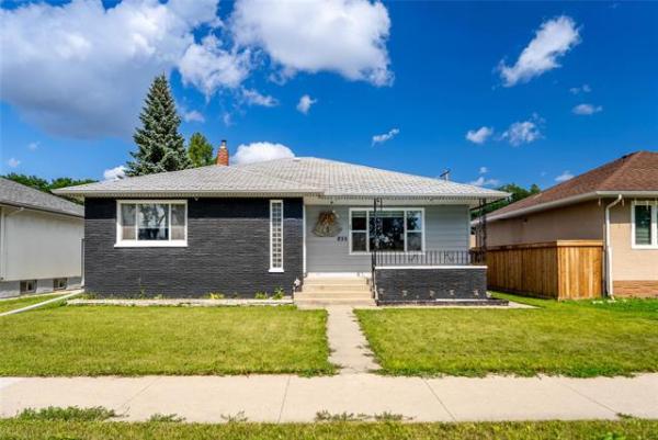 Home Photo - 855 Inkster Boulevard