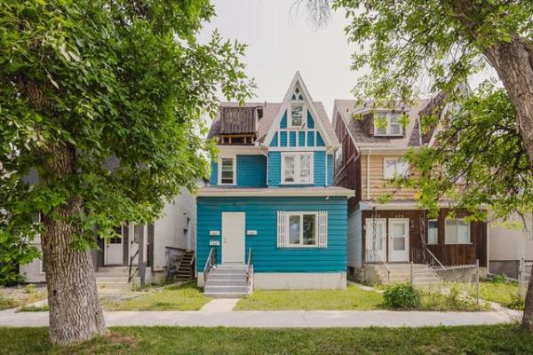 Home Photo - 277 Toronto Street