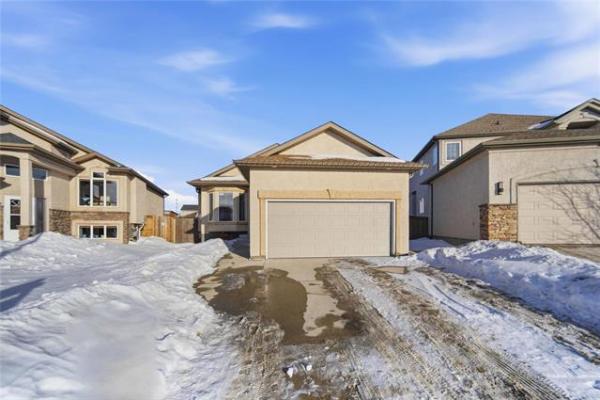 Home Photo - 34 Steeprock Cove