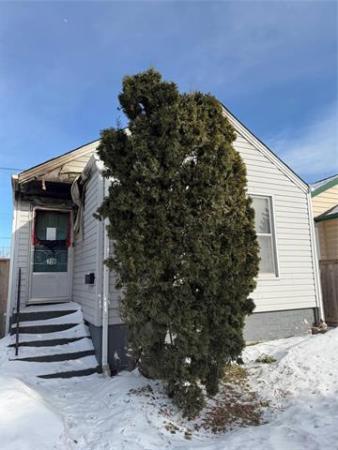 Home Photo - 709 Garfield Street