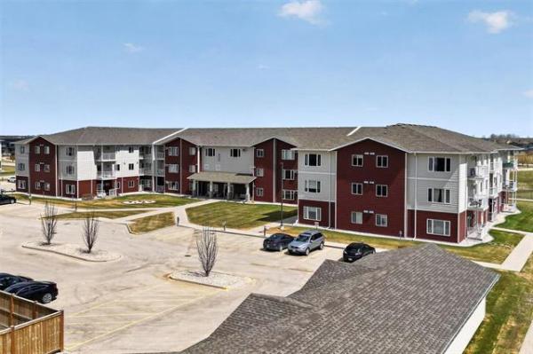 Home Photo - 2212-2 Brighton Lane