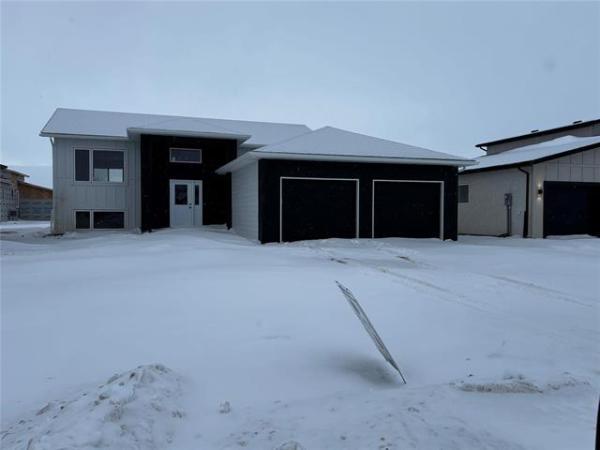 Home Photo - 69 Harvest Bay