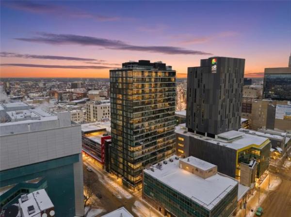 Home Photo - 501-311 Hargrave Street