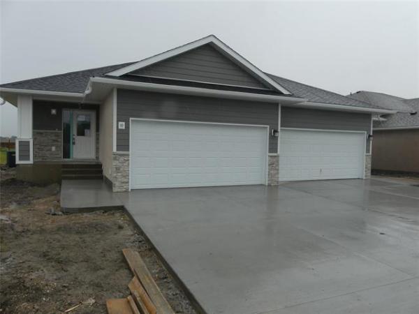 Home Photo - 116 Sterling Crescent