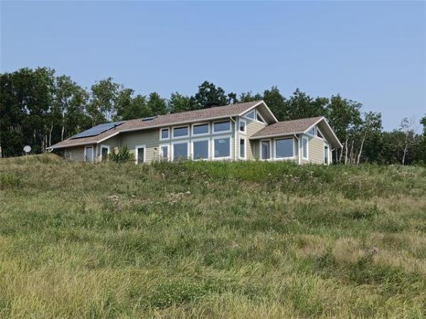 home photo - 50116 54W Road