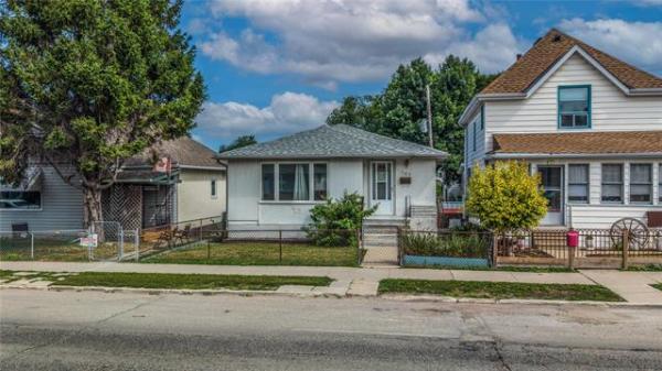 Home Photo - 167 Hespeler Avenue