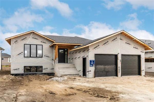 Home Photo - 37 Parkside Crescent