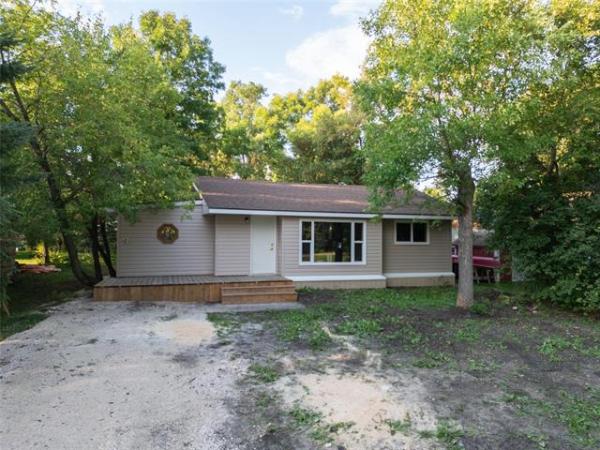 home photo - 29 Mansfield Avenue